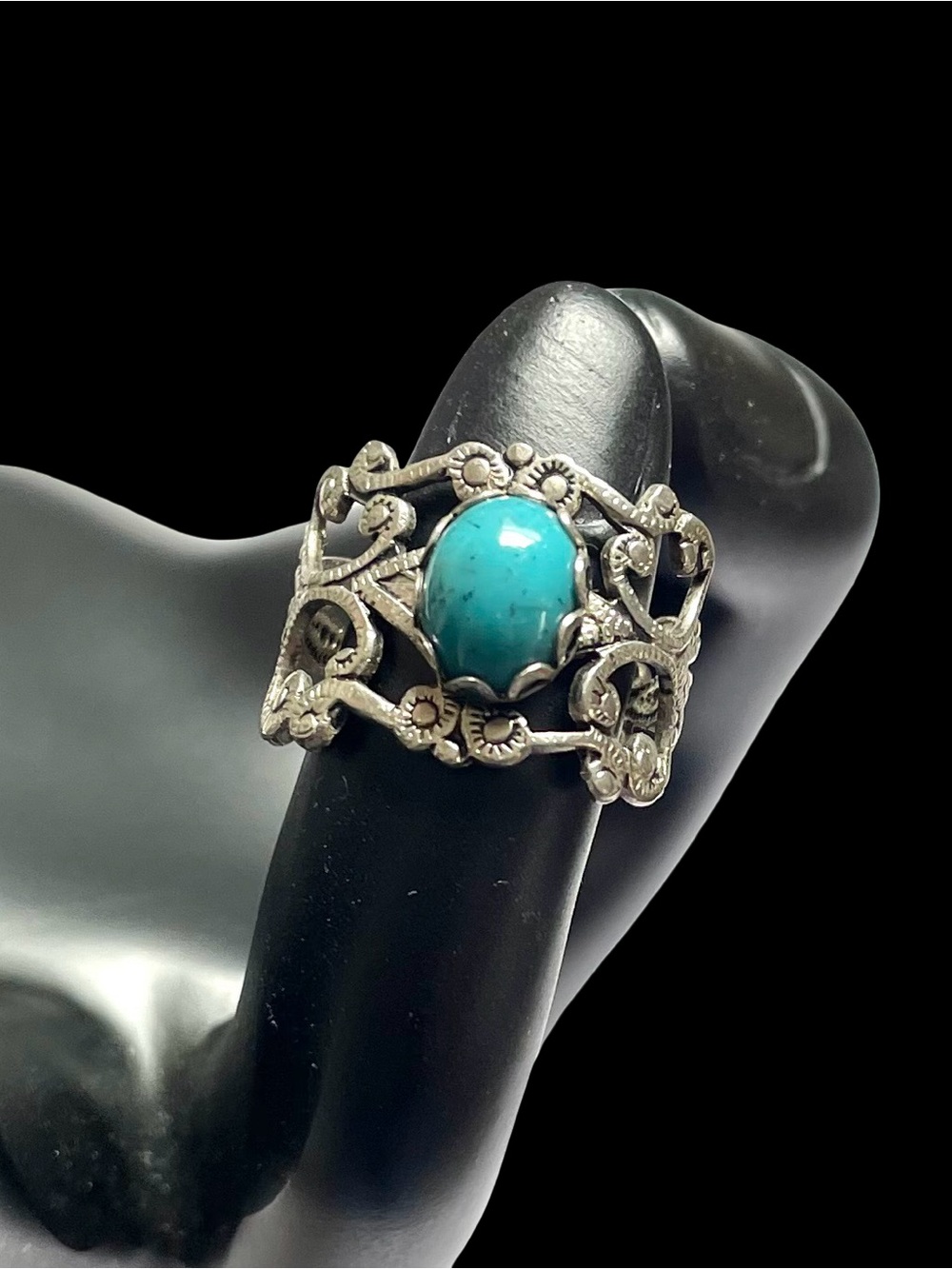 Vintage Boho Southwest Vibe Turquoise Glass And Silver Tone Adjustable Ring